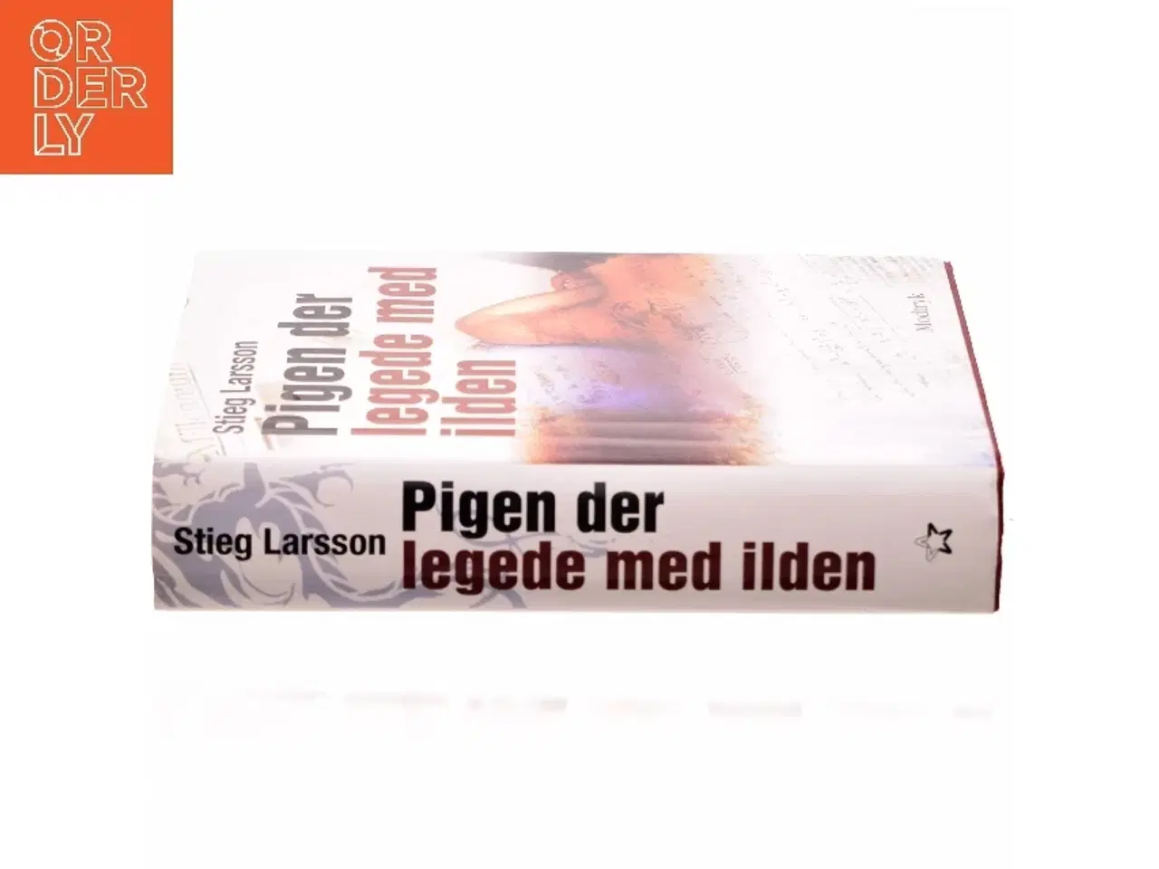 Billede 2 - Pigen Der Legede Med Ilden