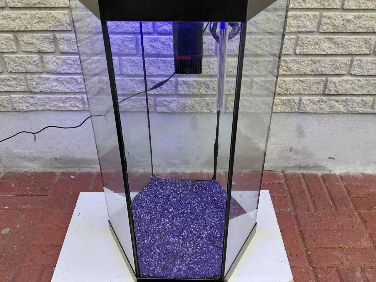 Billede 4 - Akvarier 100L