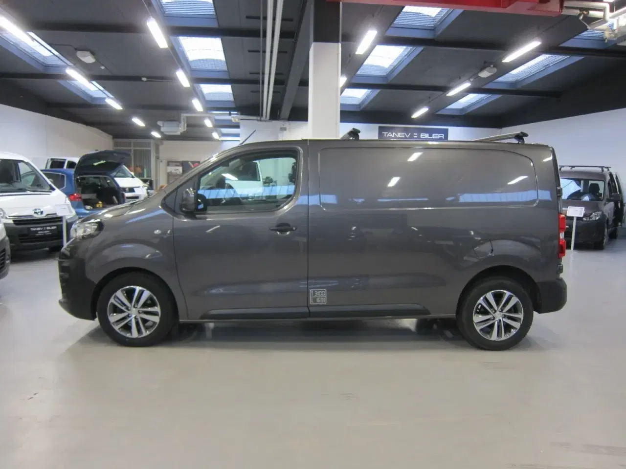 Billede 2 - Peugeot Expert 2,0 BlueHDi 120 L2 Premium Van