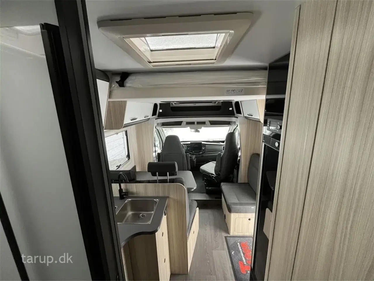 Billede 14 - 2026 - Sun Living S 75 SL Aut. 165 HK   KAMPAGNEPAKKE – ALT DETTE FÅR DU MED! 🚐✨ - 165 hk med automatgear, Adaptiv fart pilot.......