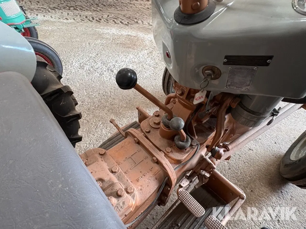 Billede 11 - Traktor Massey Ferguson 35 Guldfugl