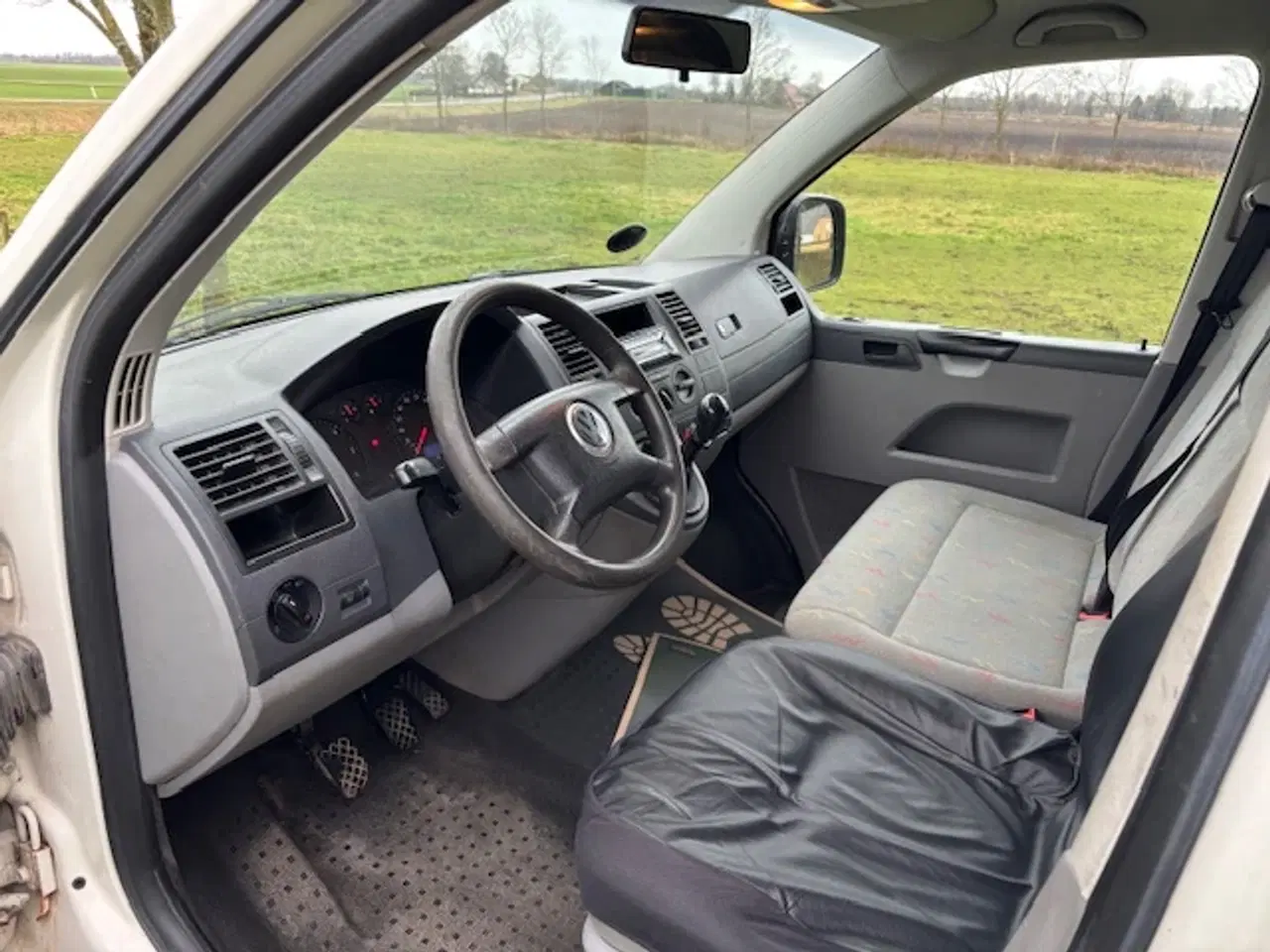 Billede 7 - VW Transporter 2,5 TDi 130 Kassevogn lang 5d Nysyn