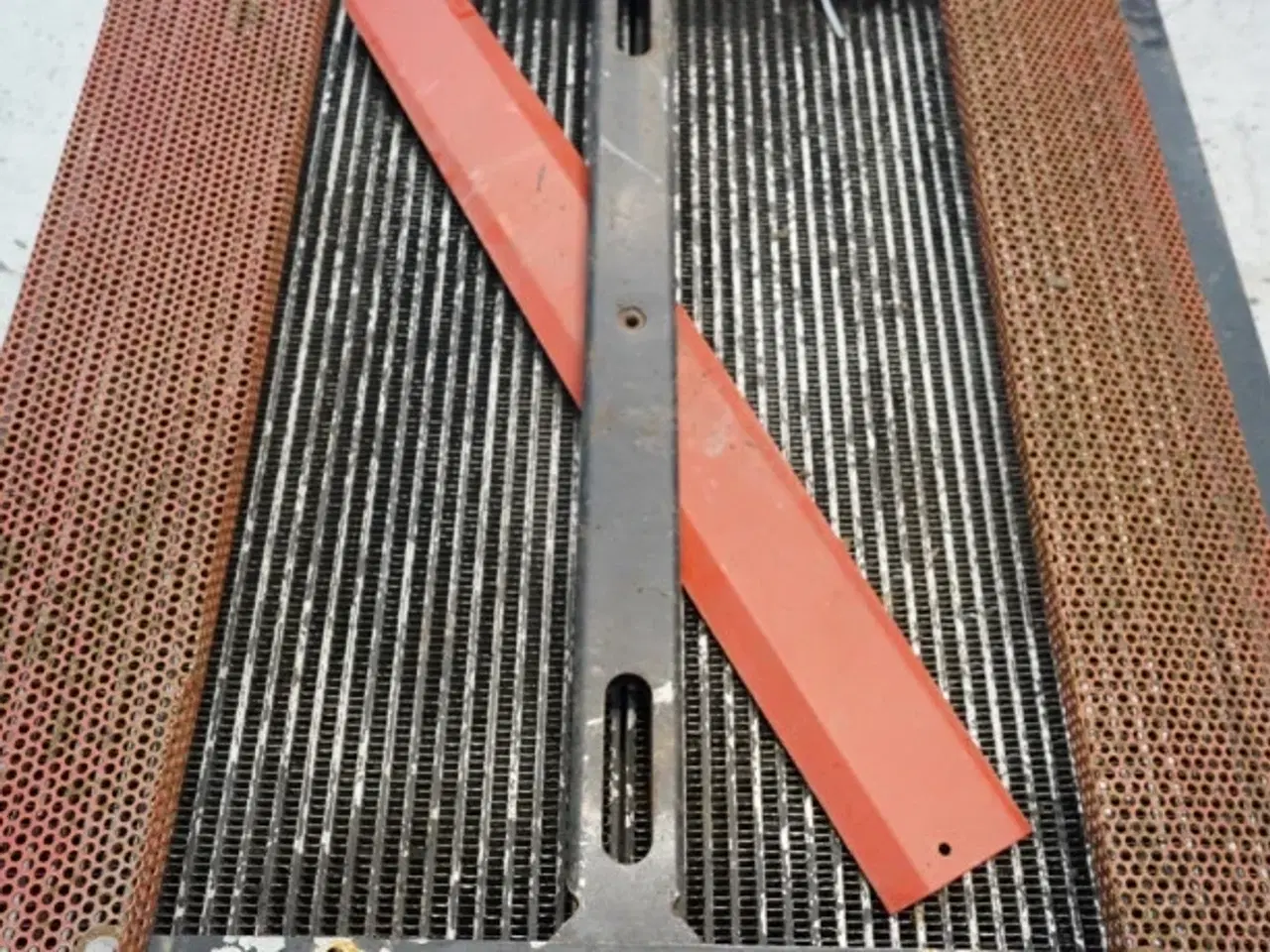 Billede 18 - New Holland FX60 Oliekøler 84433638