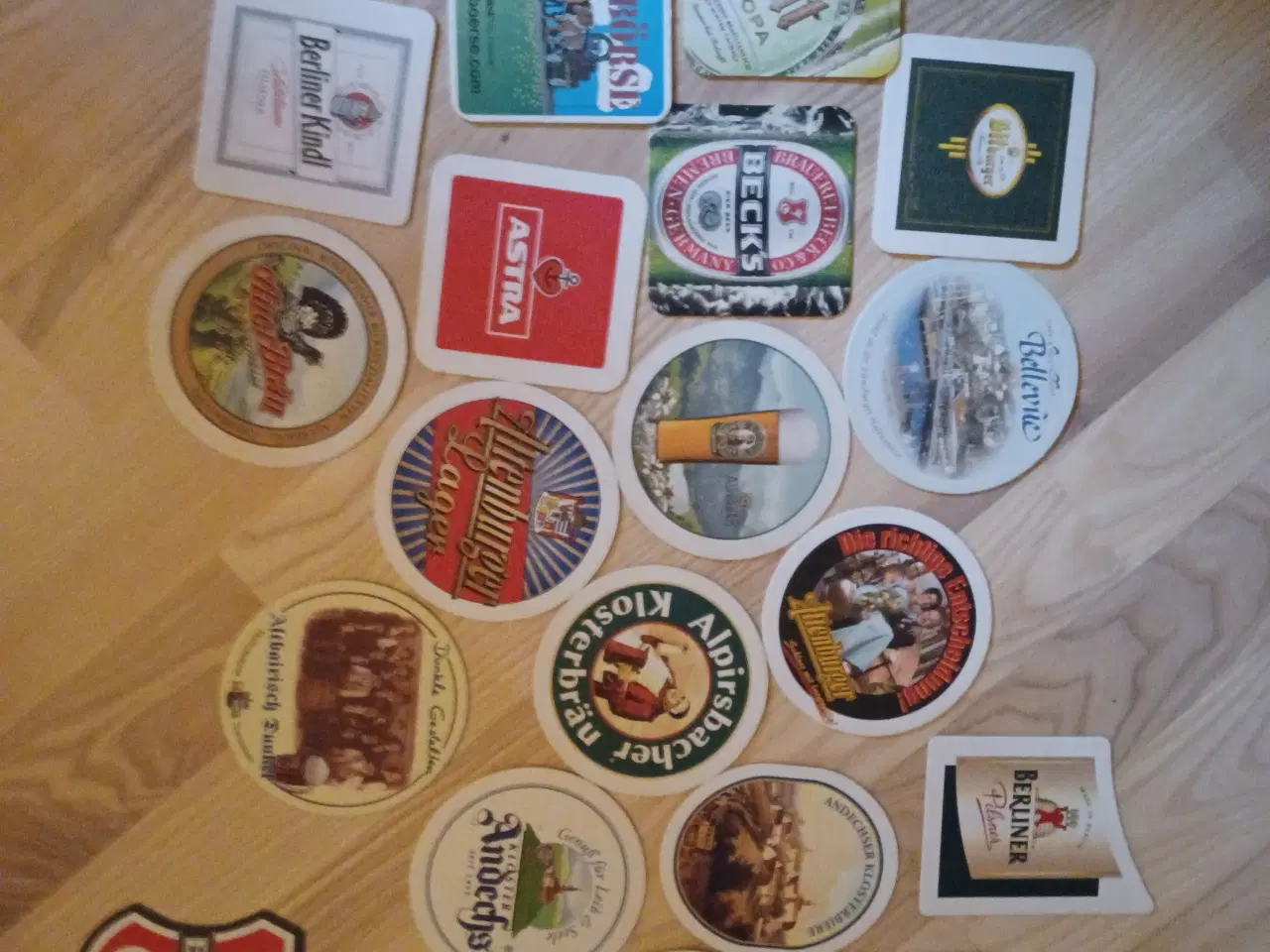 Billede 1 - Ølbrikker fra hele verden