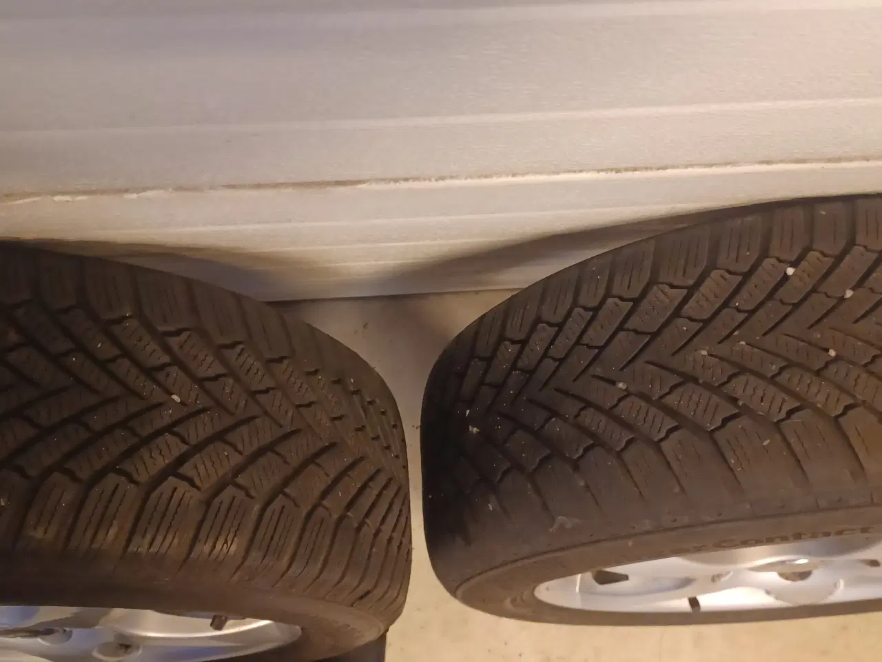 Billede 3 - VW, Skoda alufælge med vinterdæk.