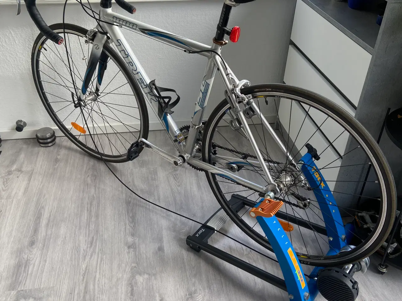 Billede 3 - Racer Cykel Trek med 27 Gear