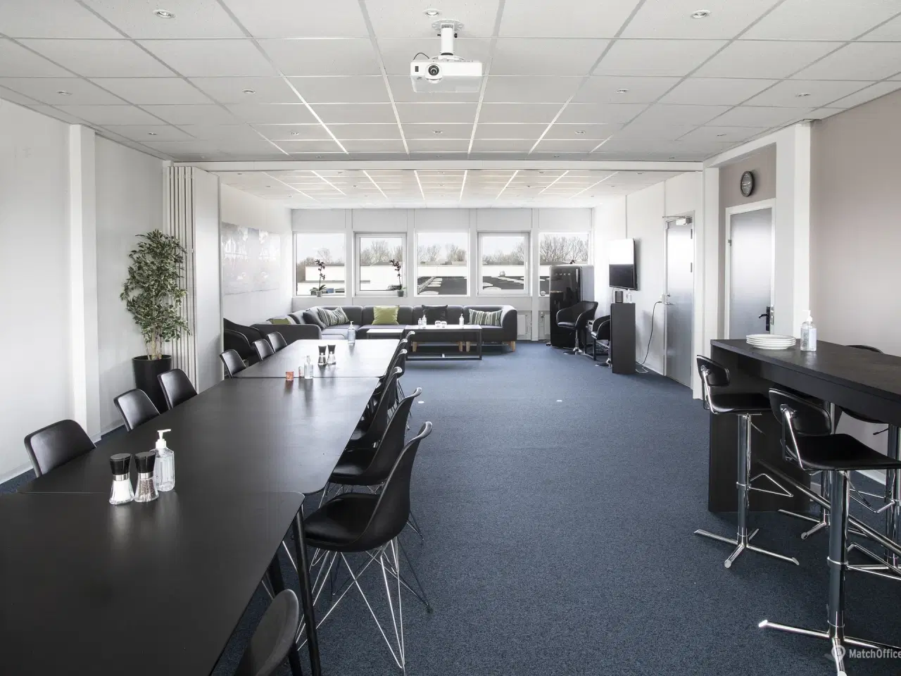 Billede 4 - Stort kontor med mødelokaler / lounge- og spiseområde
