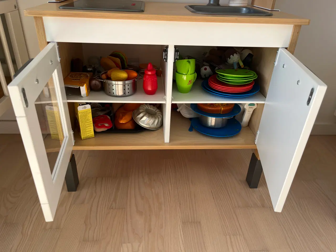 Billede 4 - Legekøkken