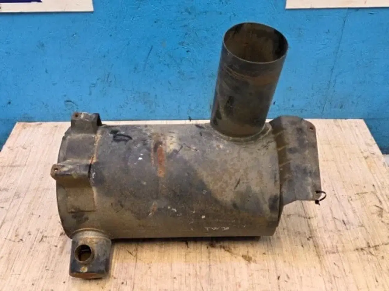 Billede 7 - Ford TW30 Luftfilterhus D8NN9600BC