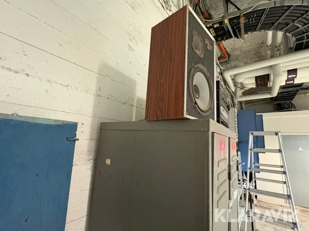 Billede 10 - Garderobeskab og stereoanlæg