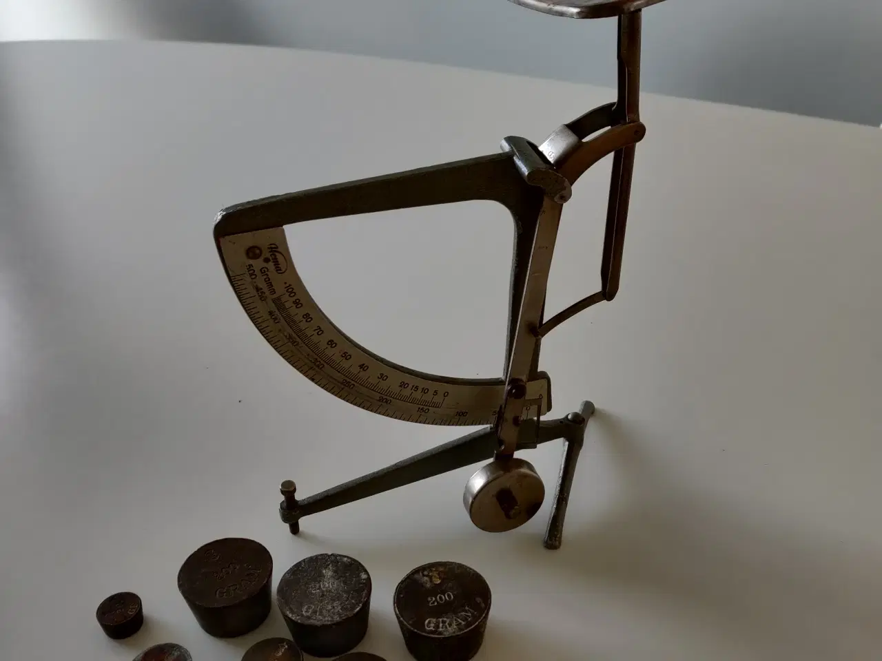 Billede 1 - Brevvægt og gl. Lodder