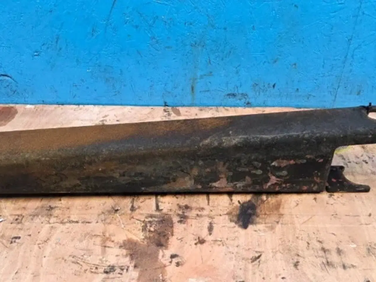 Billede 7 - New Holland LB110 Låsecylinder 85801048