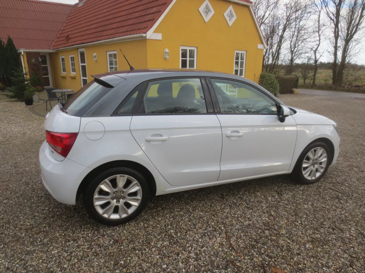 Billede 5 - Audi A 1 Sportback 1.6 TDi, År 2012. 