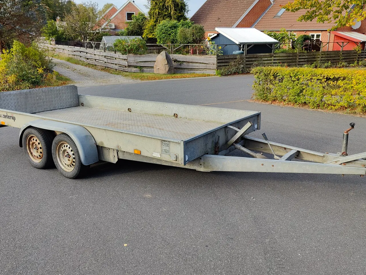 Billede 1 - Brenderup 2500kg multi/maskintrailer med tip