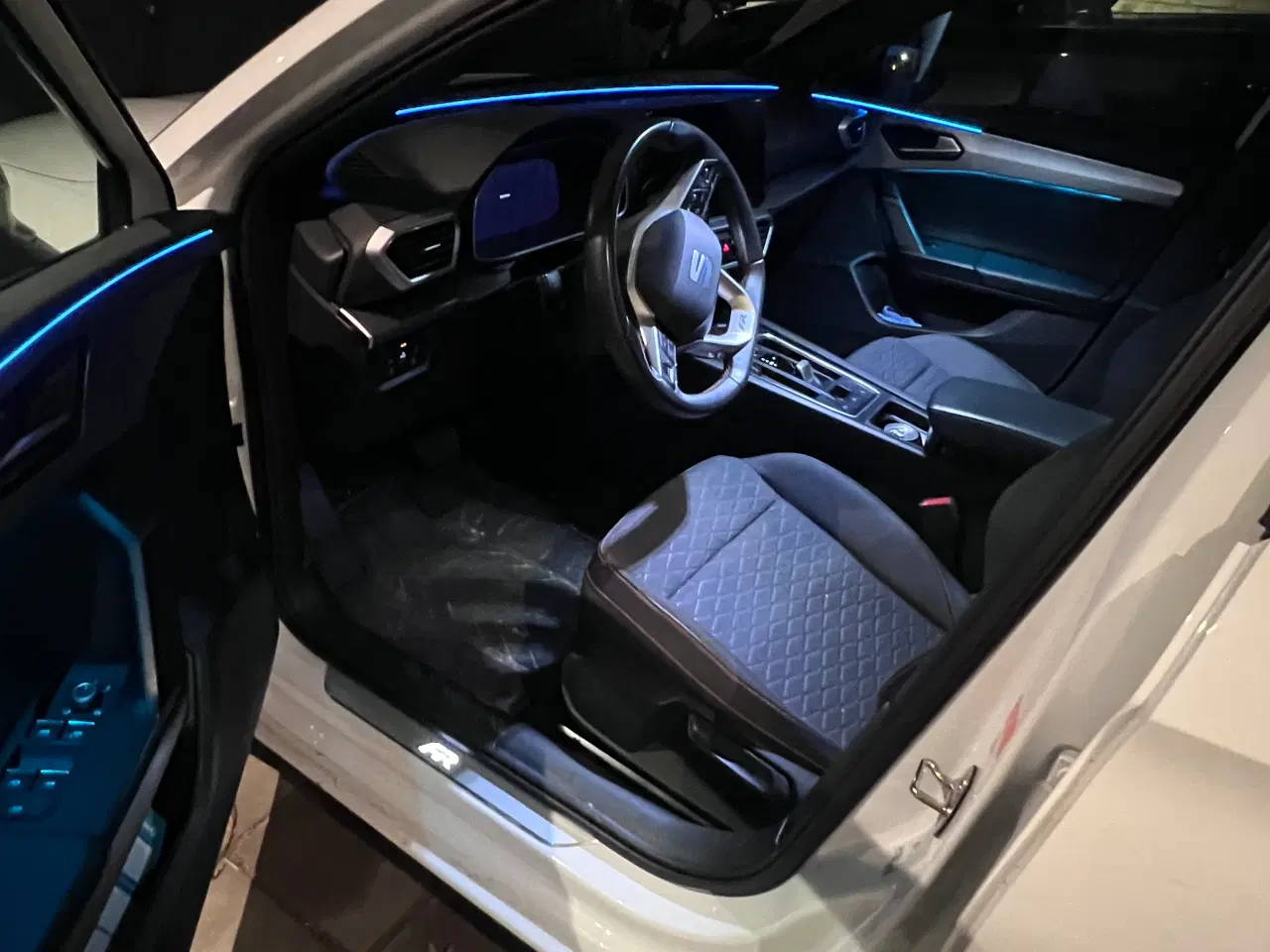 Billede 5 - Seat Leon FR Plug-in Hybrid 2021 – Lang garanti &