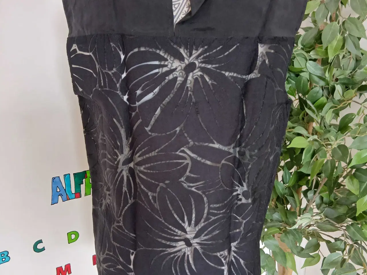 Billede 6 - Top. Friendtex. Medium/38
