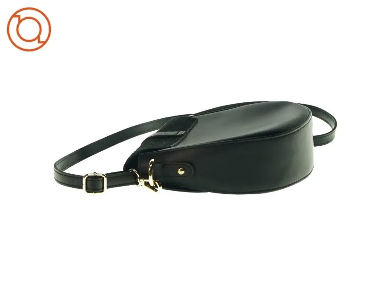 Billede 4 - Lædertaske med skulderrem (str. 20 x 20cm), meget fin stand