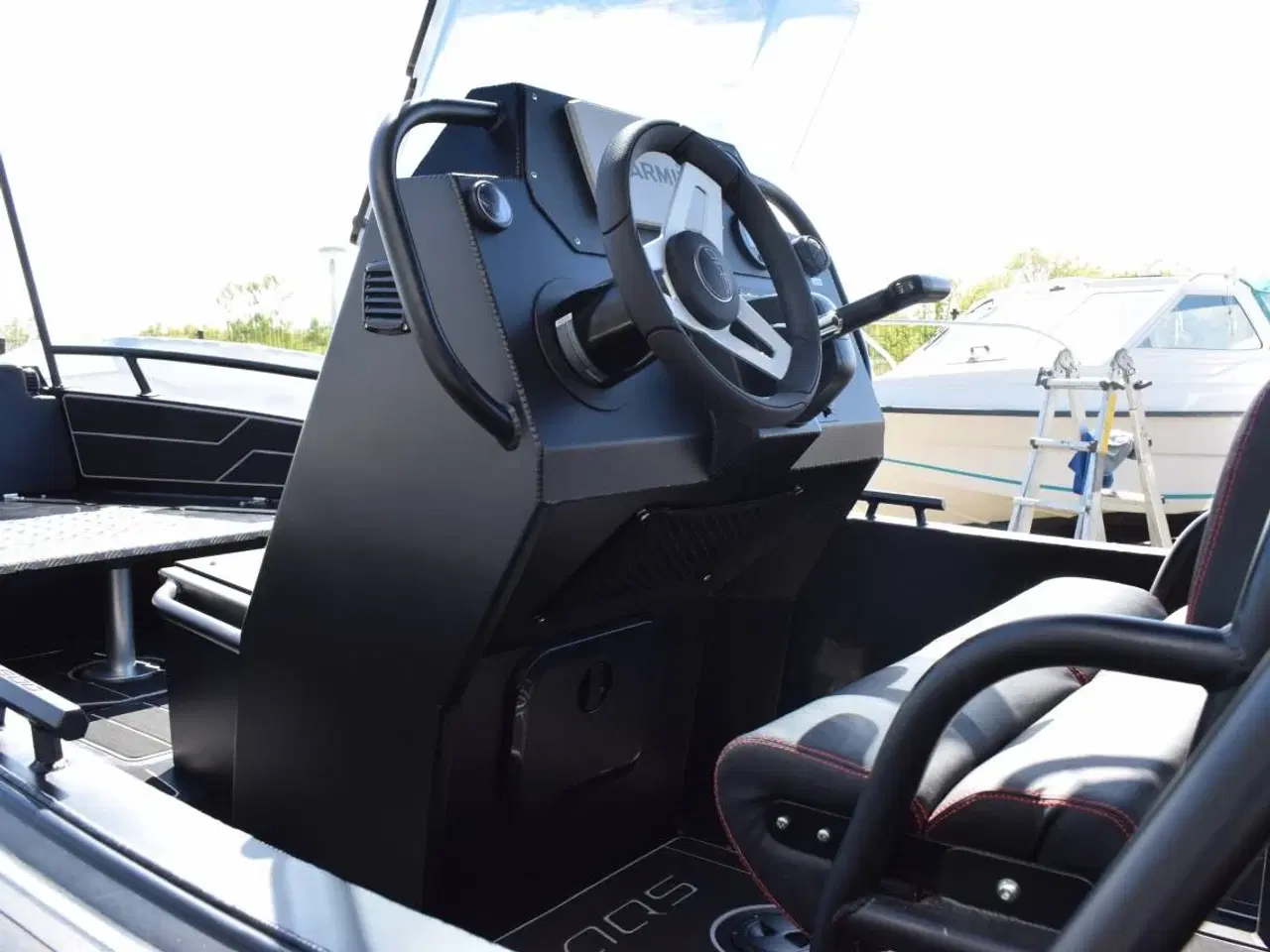 Billede 10 - Aqua Spirit 585CAC - 130 HK Yamaha/Udstyr