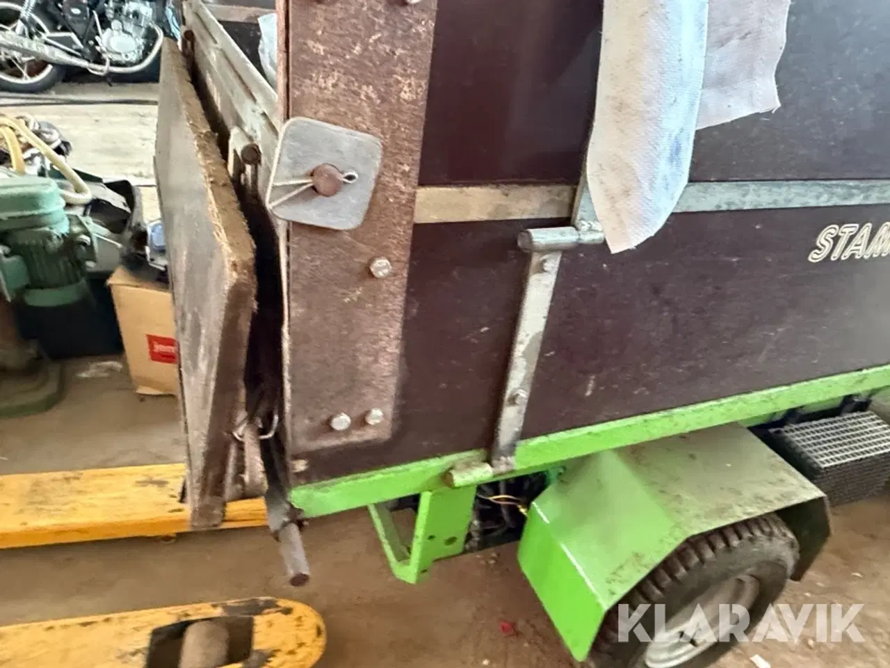 Billede 11 - Kirkegårdstraktor