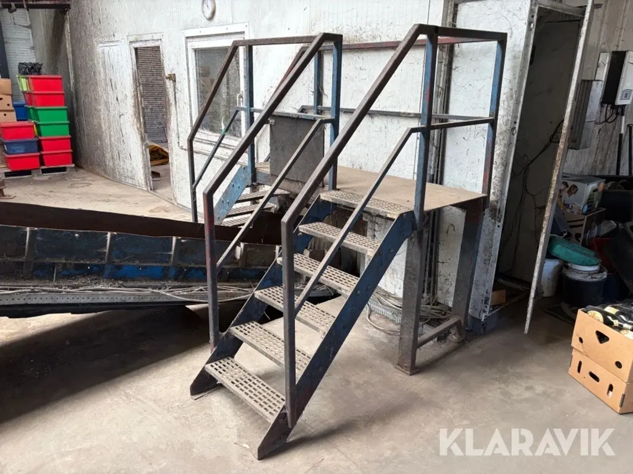 Billede 1 - Trappe med platform