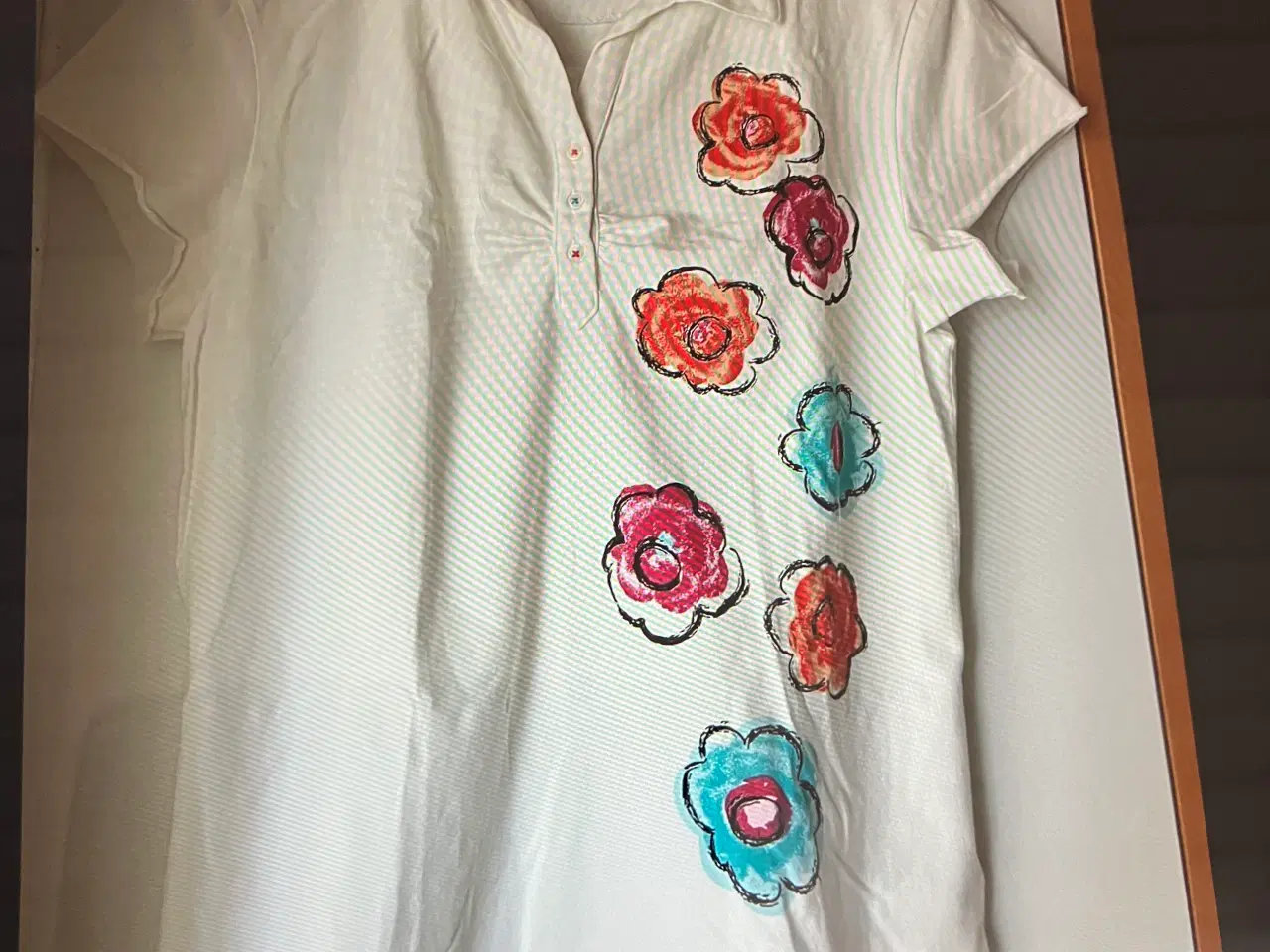 Billede 1 - Fin t- shirt golfbluse i polyester i str. L 