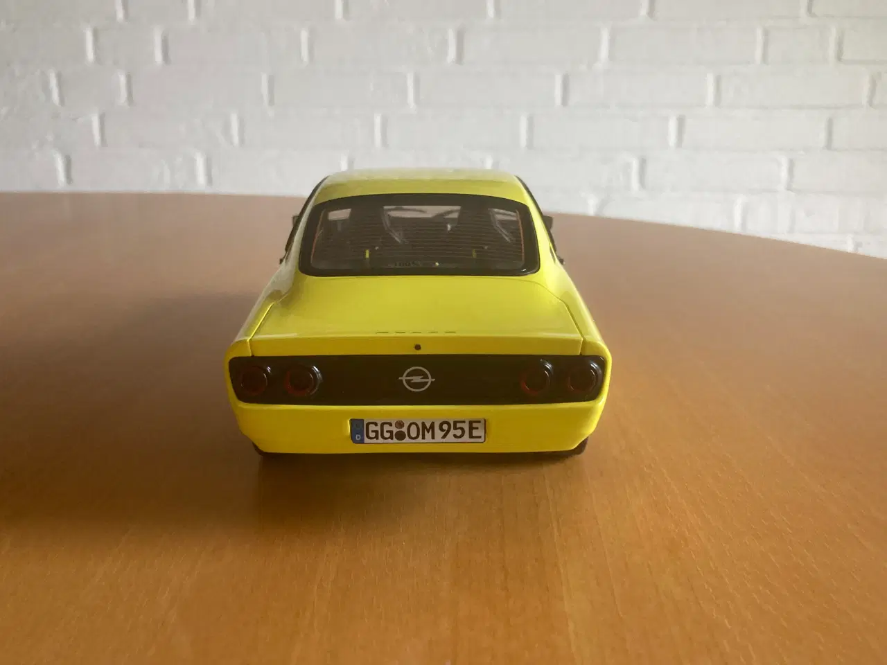 Billede 5 - Opel Manta 1:18