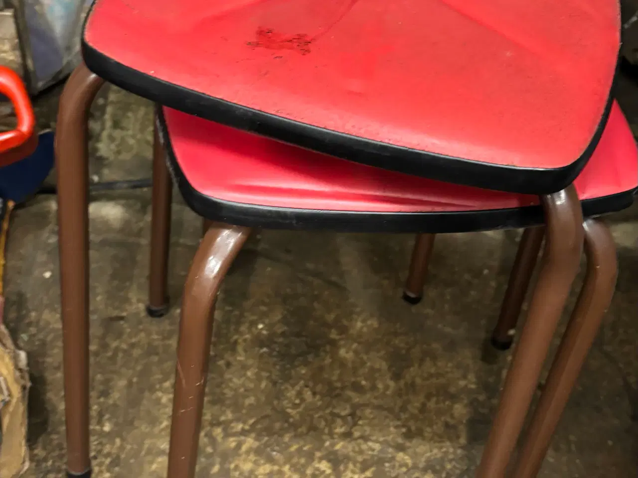 Billede 1 - 2 retro taburetter
