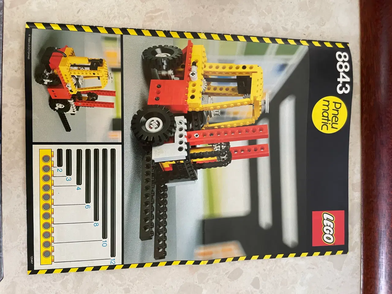 Billede 3 - 8843 Lego Technic Pneumatic Gaffeltruck