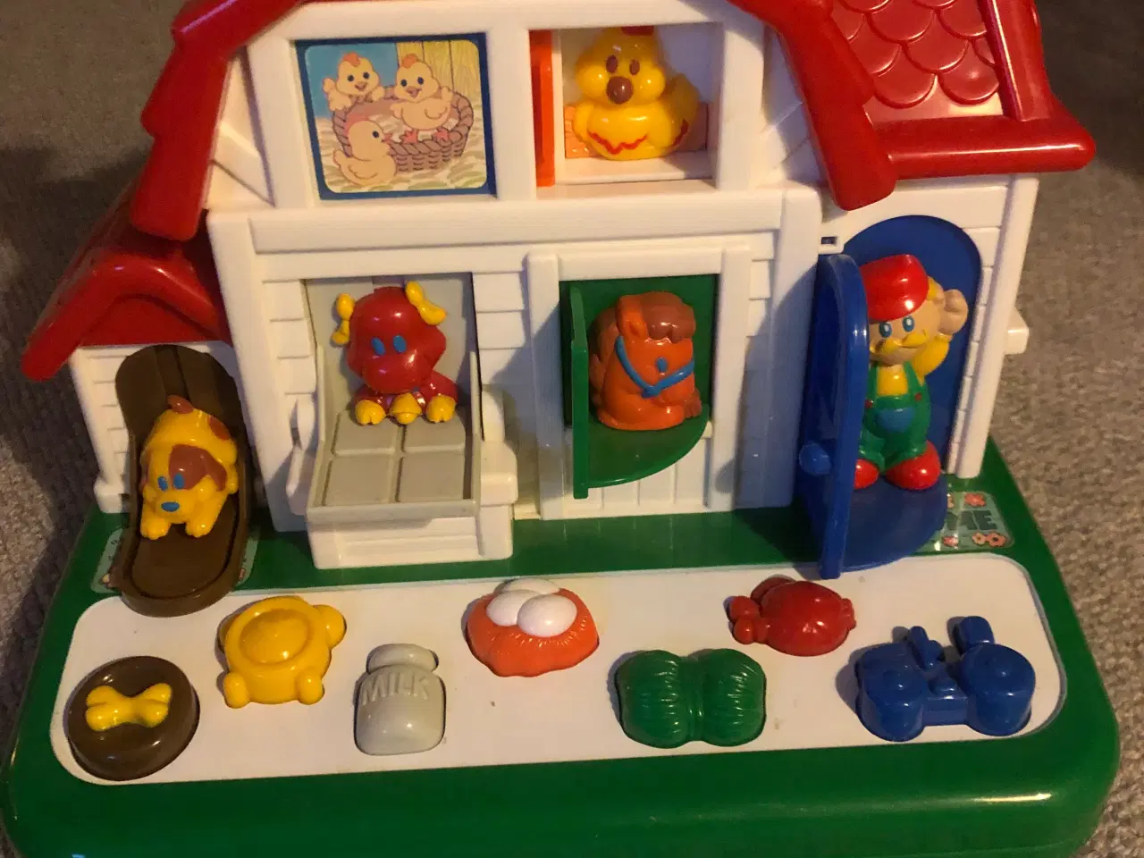 Billede 2 - Dyrehus med trykknapper