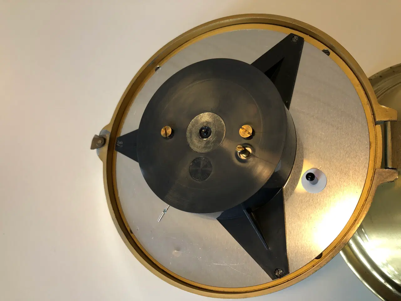 Billede 8 - Flot skibsur og barometer sæt i messing fra Schatz