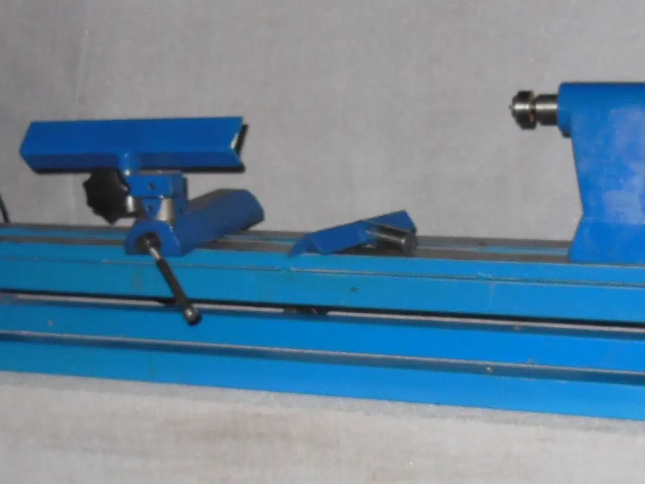 Billede 2 - Ombygget trædrejebænk