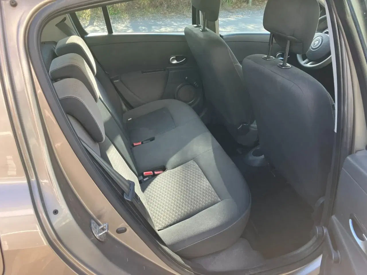 Billede 11 - Renault Clio III 1,2 16V Advantage