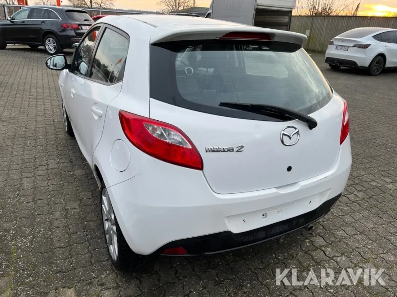 Billede 2 - Bil Mazda Mazda2 1,3 Hatchback STANDA