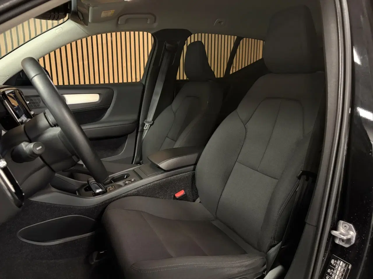 Billede 7 - Volvo XC40 2,0 T4 190 Momentum aut.