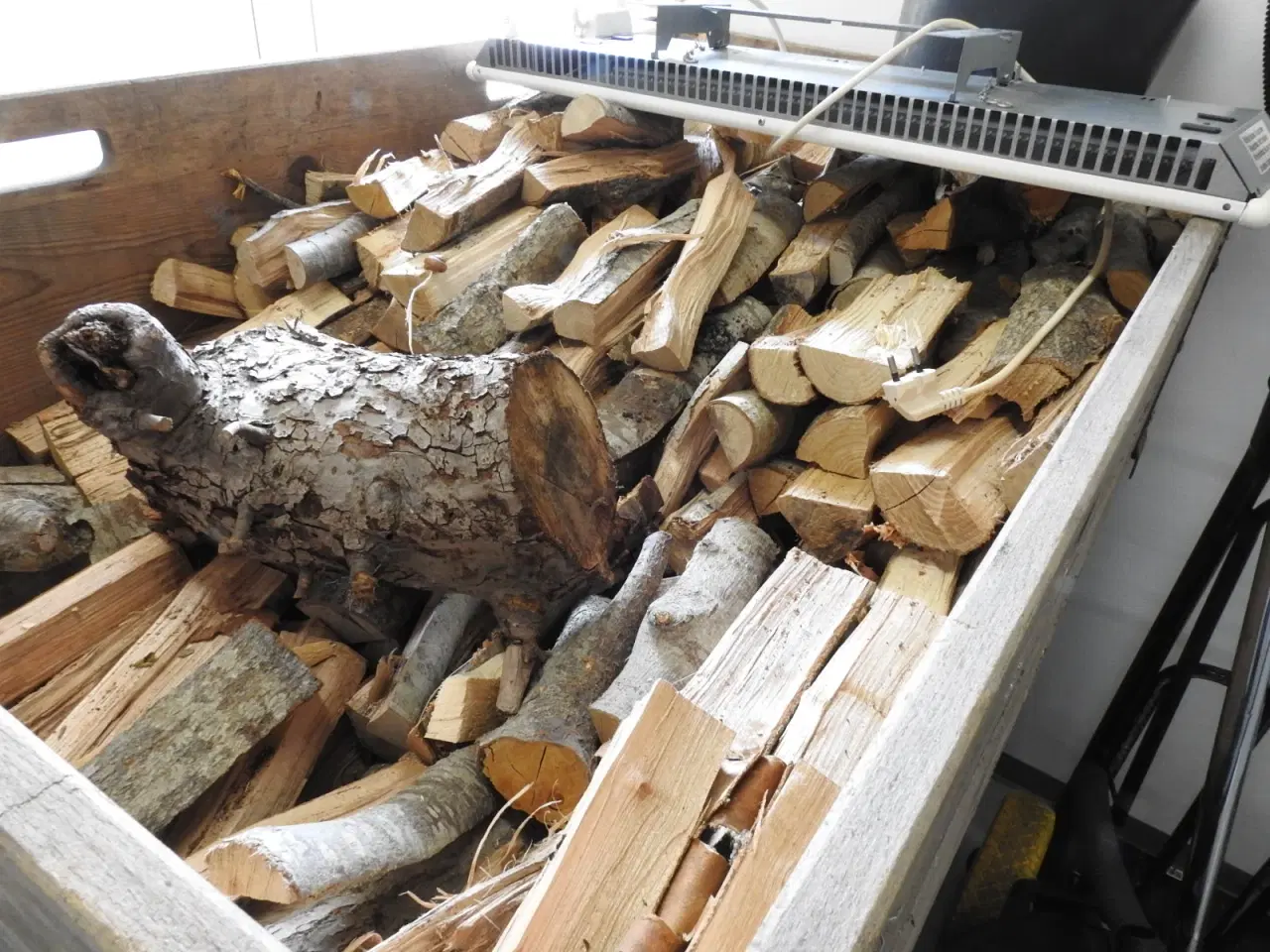Billede 4 - Brænde, blandet inkl. palle og rammer.