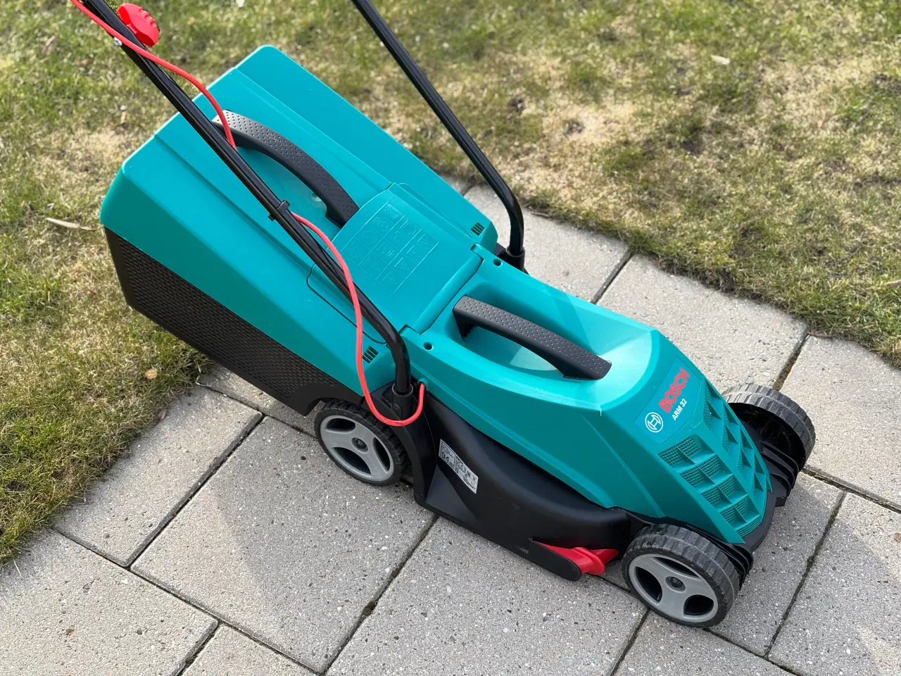 Billede 1 - Bosch ARM 32 el plæneklipper