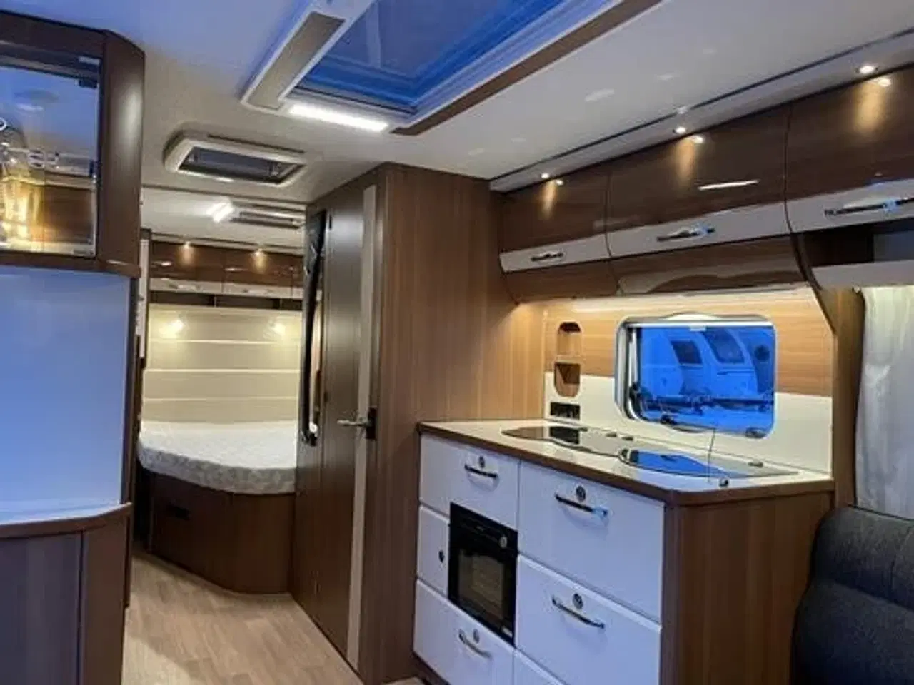 Billede 5 - LMC Maestro 592 K - TILBUD Nu 233.333.-