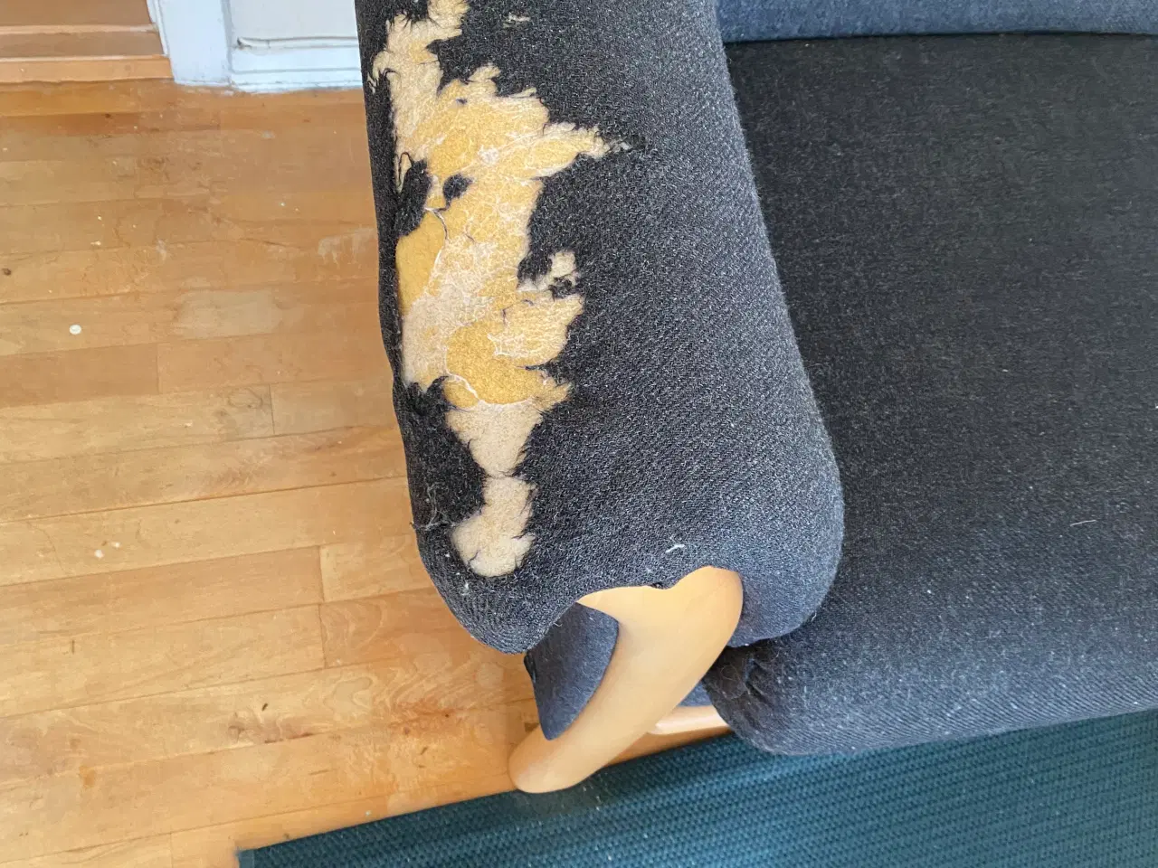 Billede 4 - Fjernsynstue