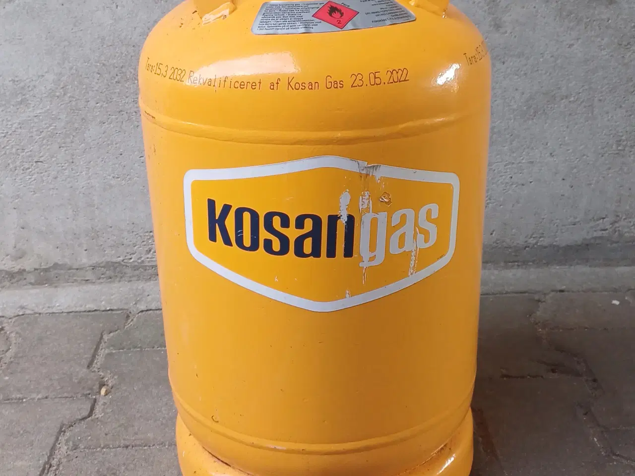 Billede 1 - Gasflaske, 11 kg gasflaske, ca. halvt fyldt!