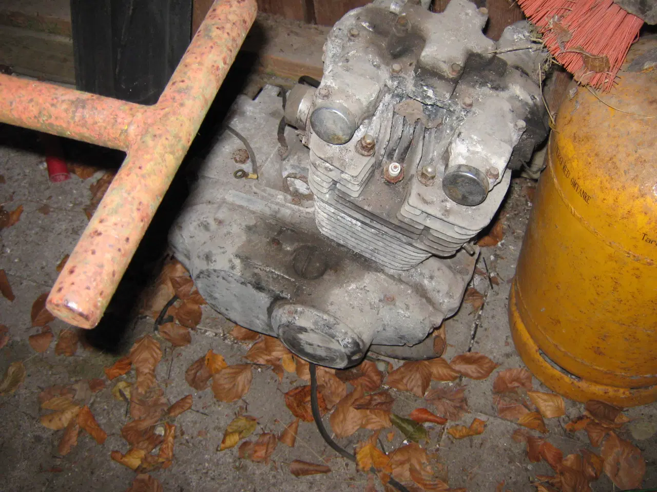 Billede 3 - suzuki gs 450 resvedele