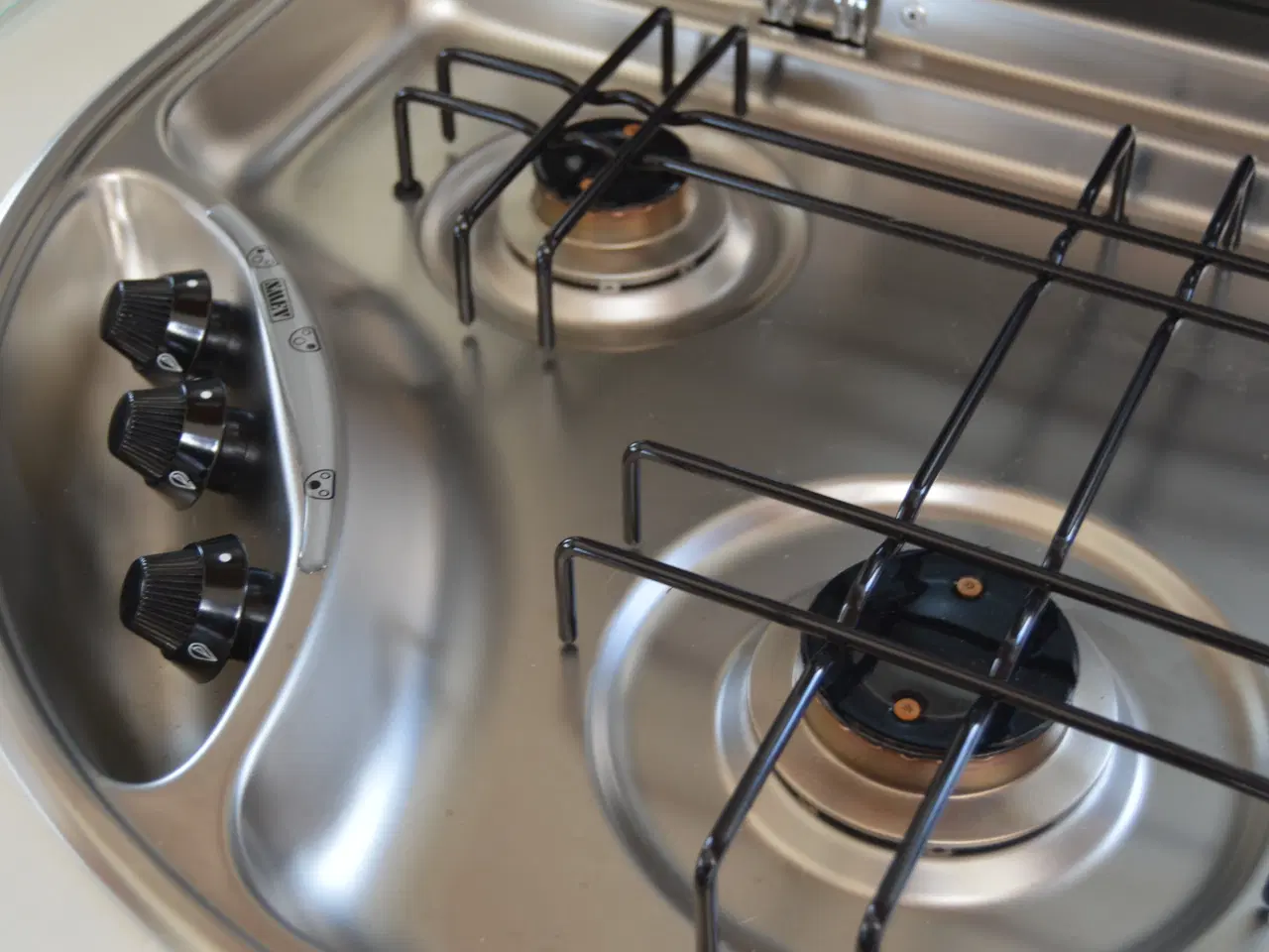 Billede 8 - Nysynet flot velholdt Hobby Excellent 495 UFE