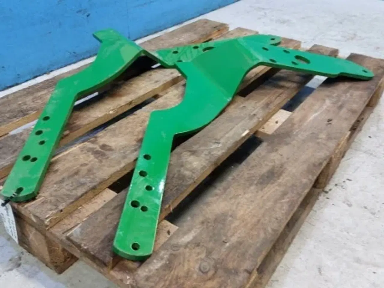 Billede 6 - John Deere H310 Motorhjelms Beskytte Sæt Beslag W57070