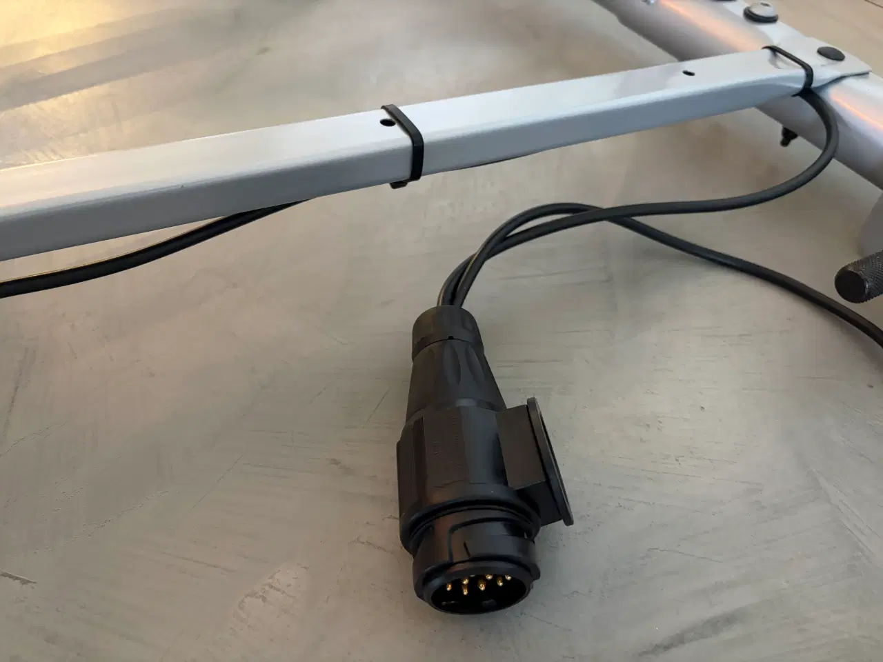 Billede 4 - THULE Easybase til boks eller blød Bag