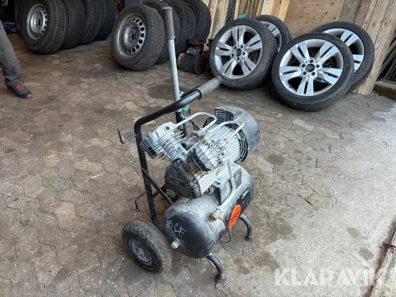 Billede 4 - Kompressorer Tjep 20/25-2 2 cylinder motor