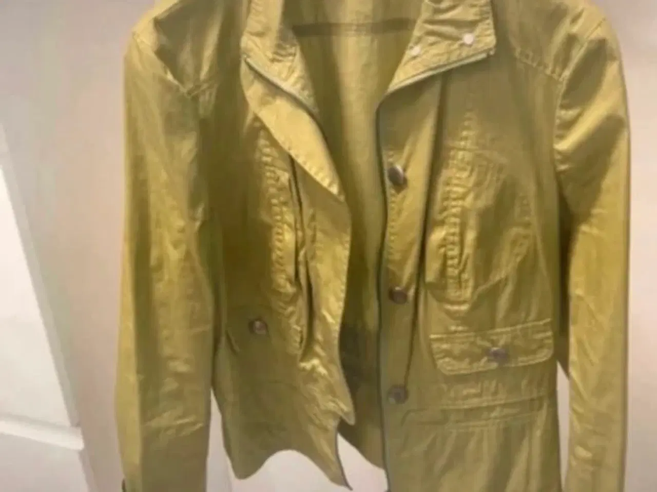 Billede 1 - Flot 2 biz jakke