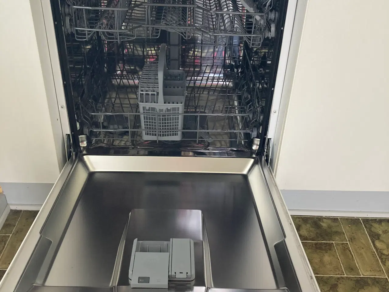 Billede 13 - Opvaskemaskine Gram