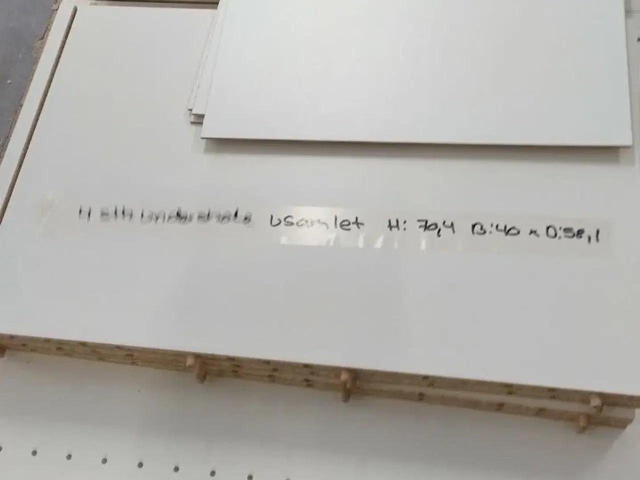 Billede 2 - 4 stk. usamlet underskabe H: 70,4 x B: 40 x D: 58,1.
