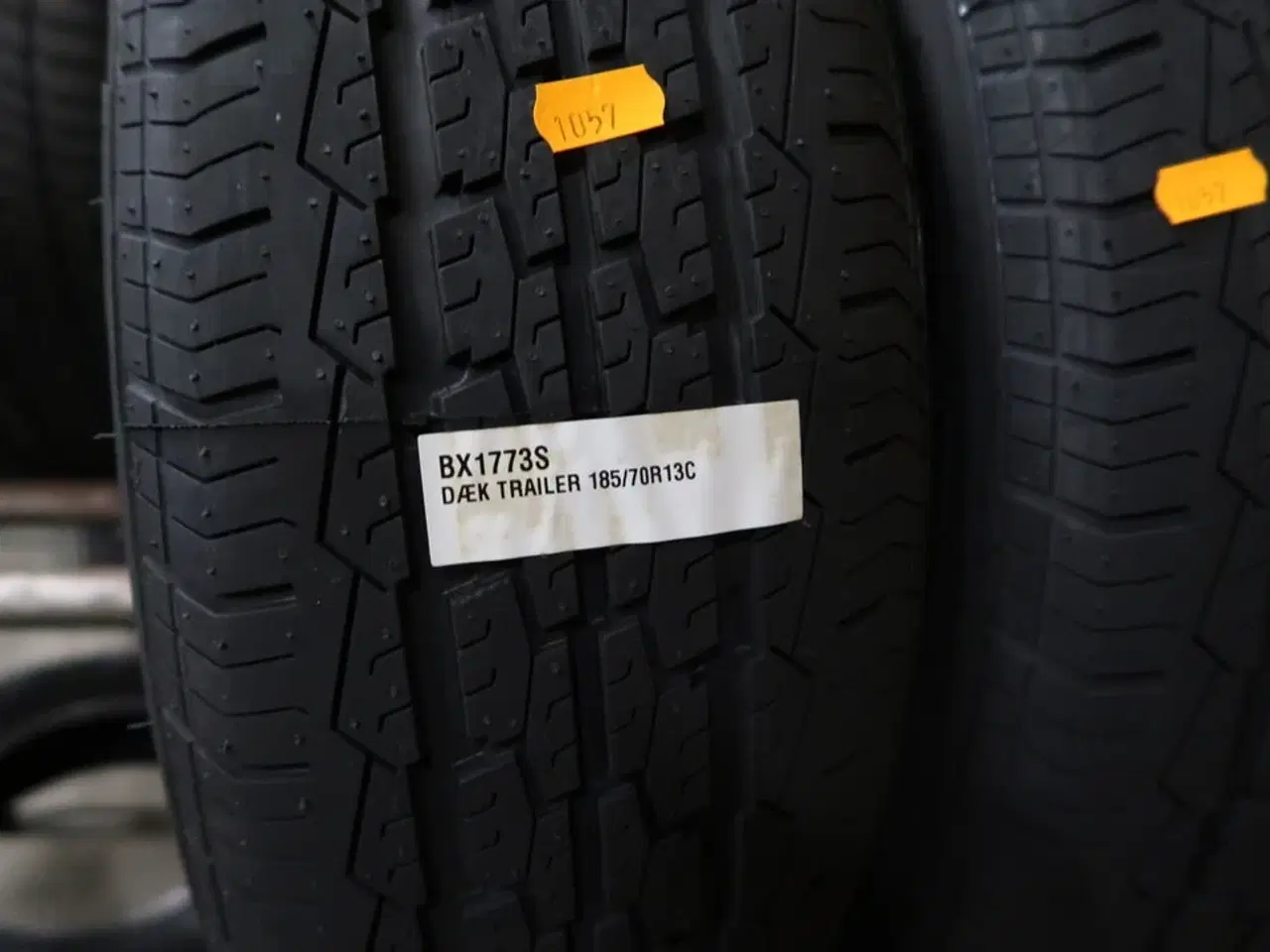 Billede 2 - 5 stk. dæk