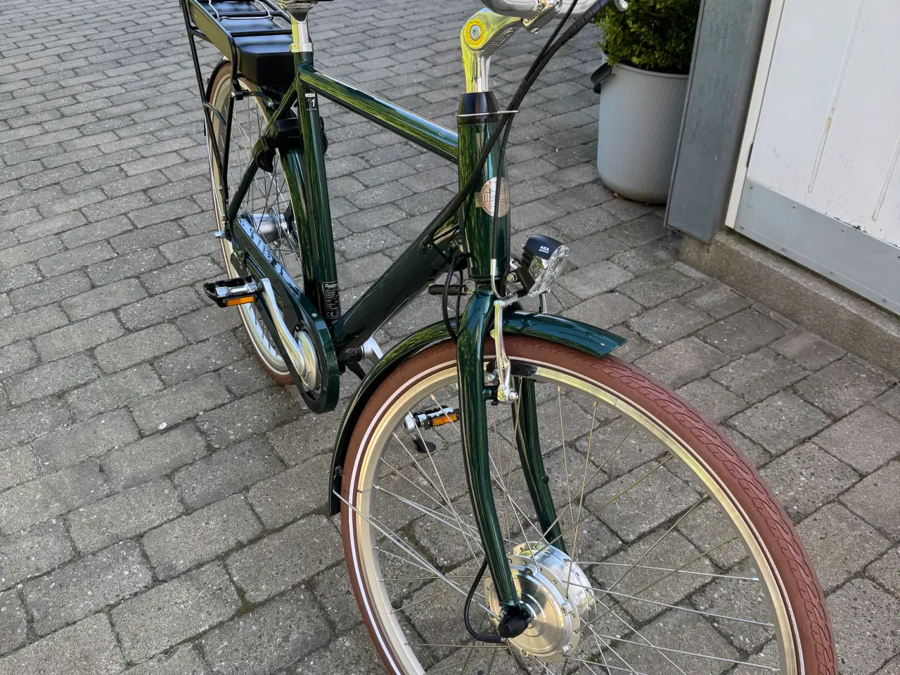 Billede 1 - El cykel men forhjulstræk 