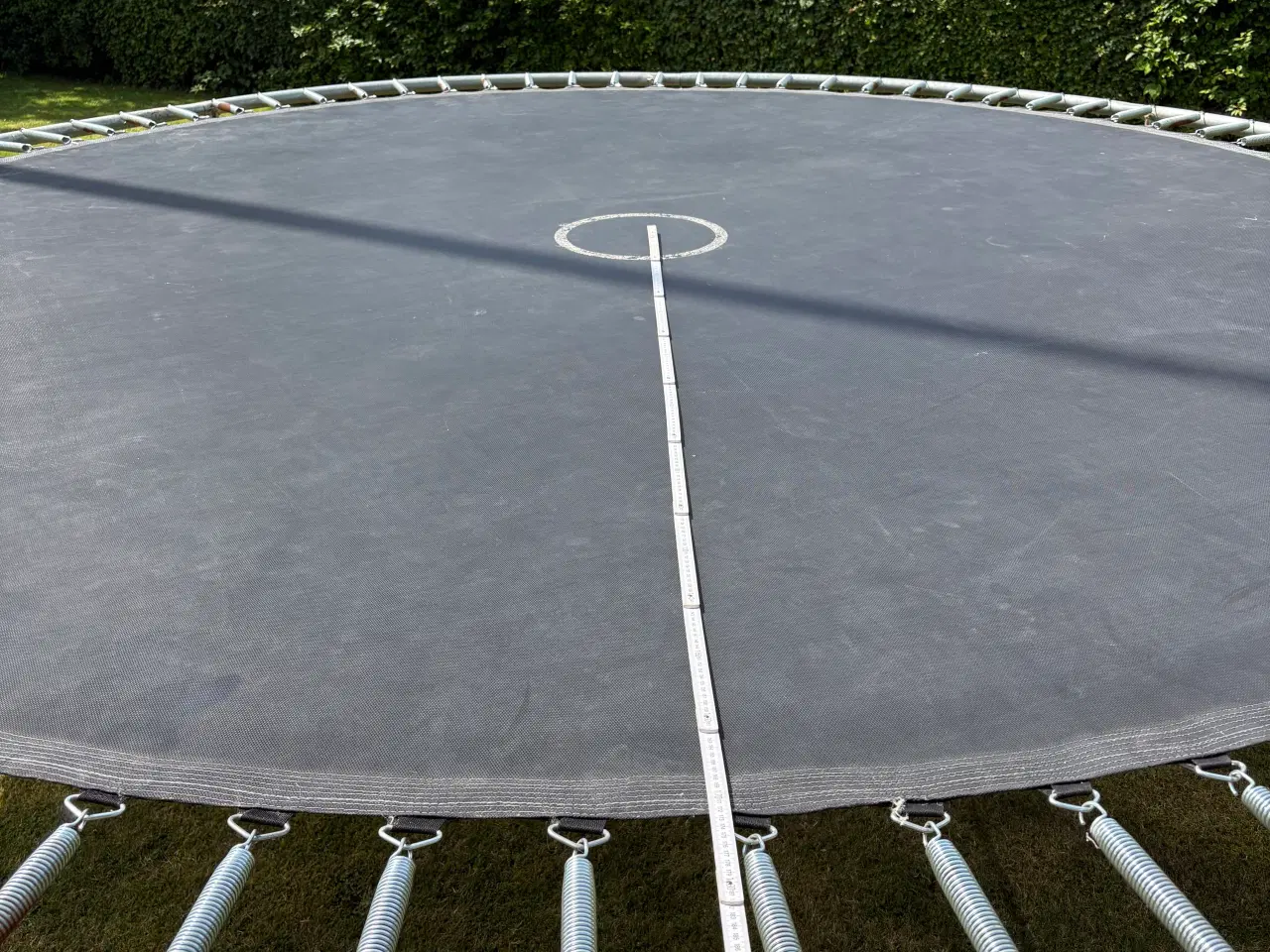 Billede 3 - Velholdt stor havetrampolin